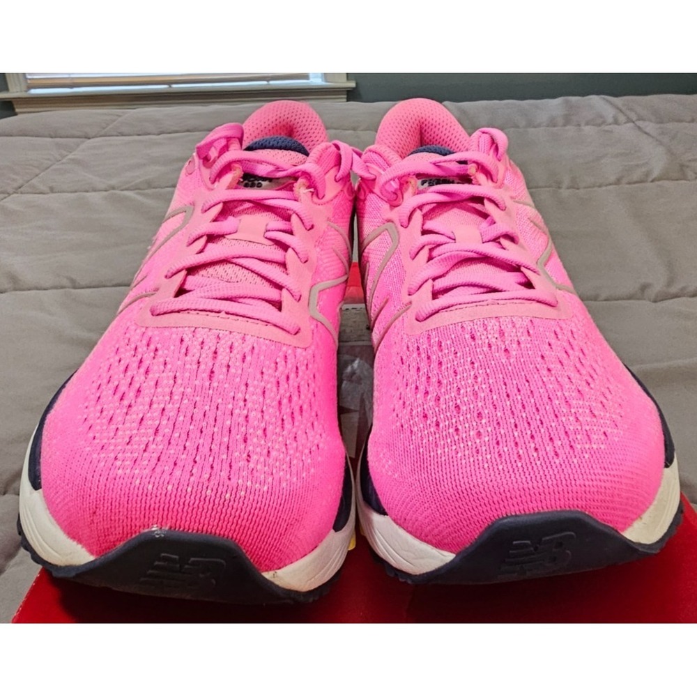 New Balance® (Women's 9 B) 880v12 Running Shoes in Vibrant Pink - $135 - Picture 3 of 10